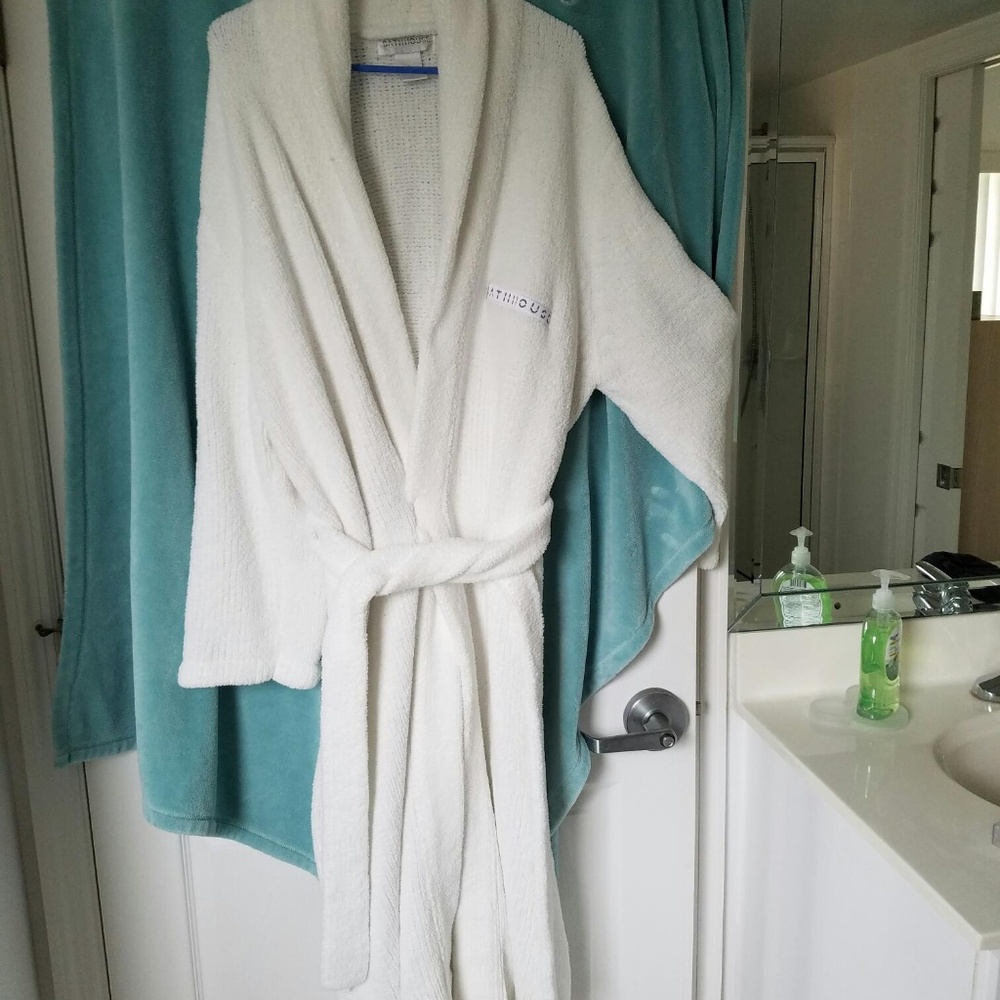 Extremely soft and cuddly bathrobe